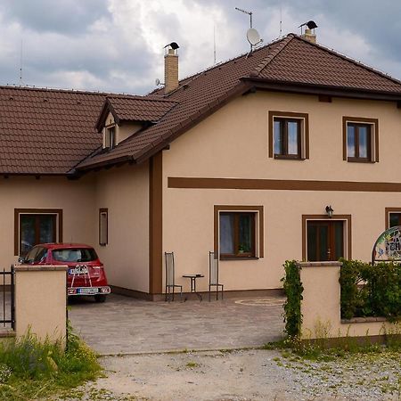 Penzion Domanin Trebon Bagian luar foto
